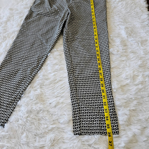 NWOT‎ Anthropologie Women's Pull On Black & White Patterned Tapered Pant. Size S - Picture 11 of 12
